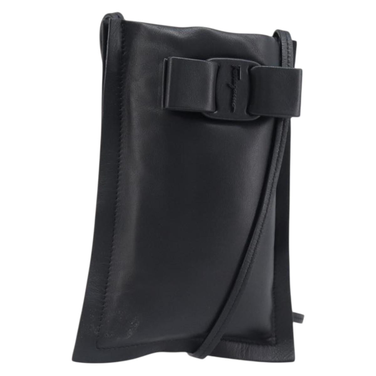 Salvatore Ferragamo Vala Shoulder Pouch Leather Black Auth 202598V