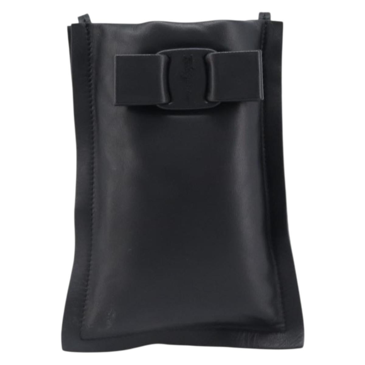 Salvatore Ferragamo Vala Shoulder Pouch Leather Black Auth 202598V