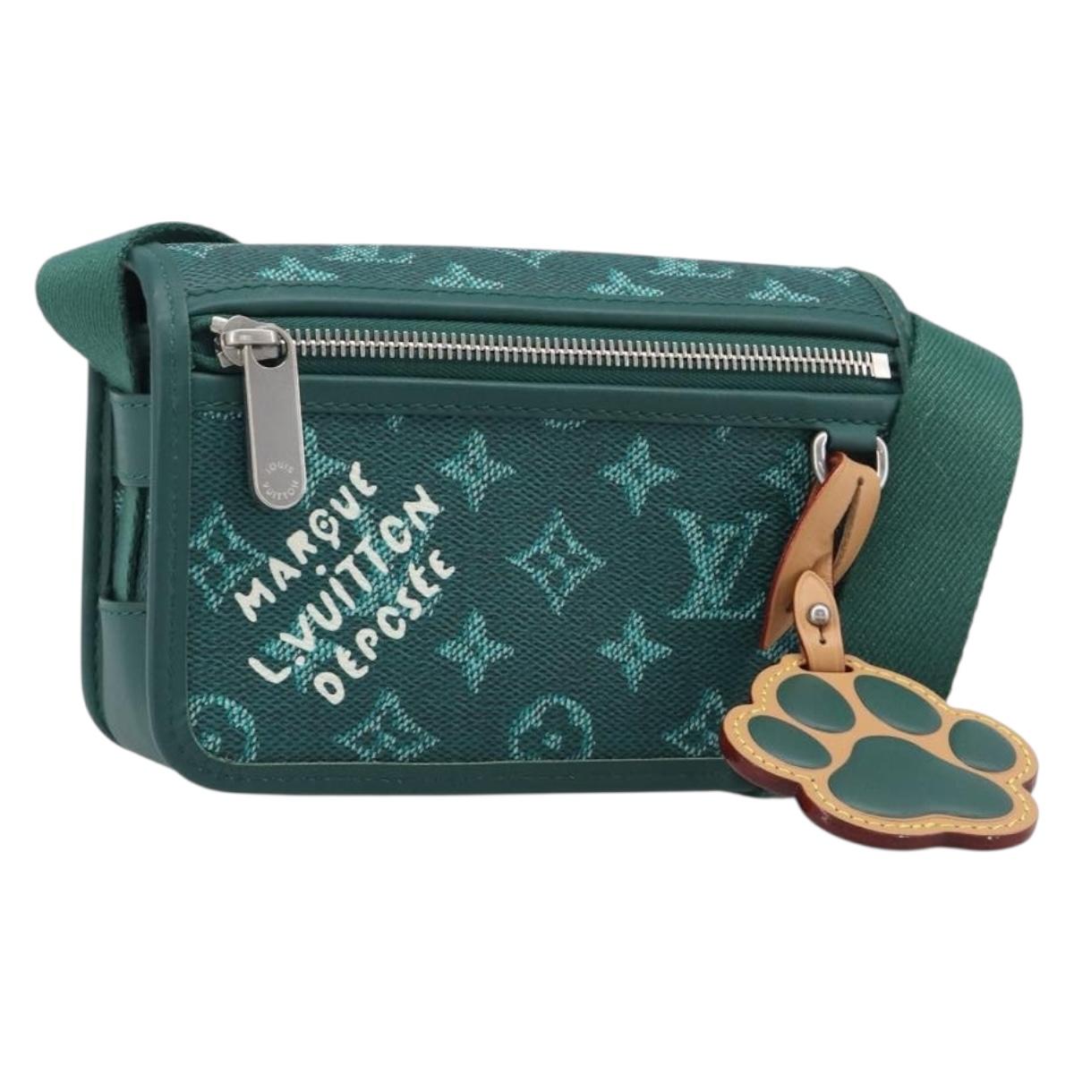 LOUIS VUITTON Monogram Heritage Bosphore Wearable Wallet M12637 Auth 202602SAM