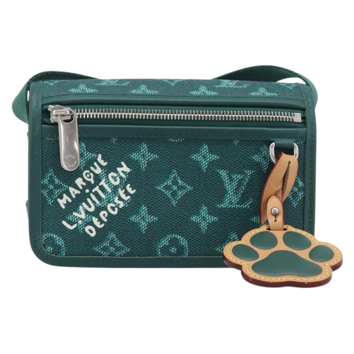 LOUIS VUITTON Monogram Heritage Bosphore Wearable Wallet M12637 Auth 202602SAM