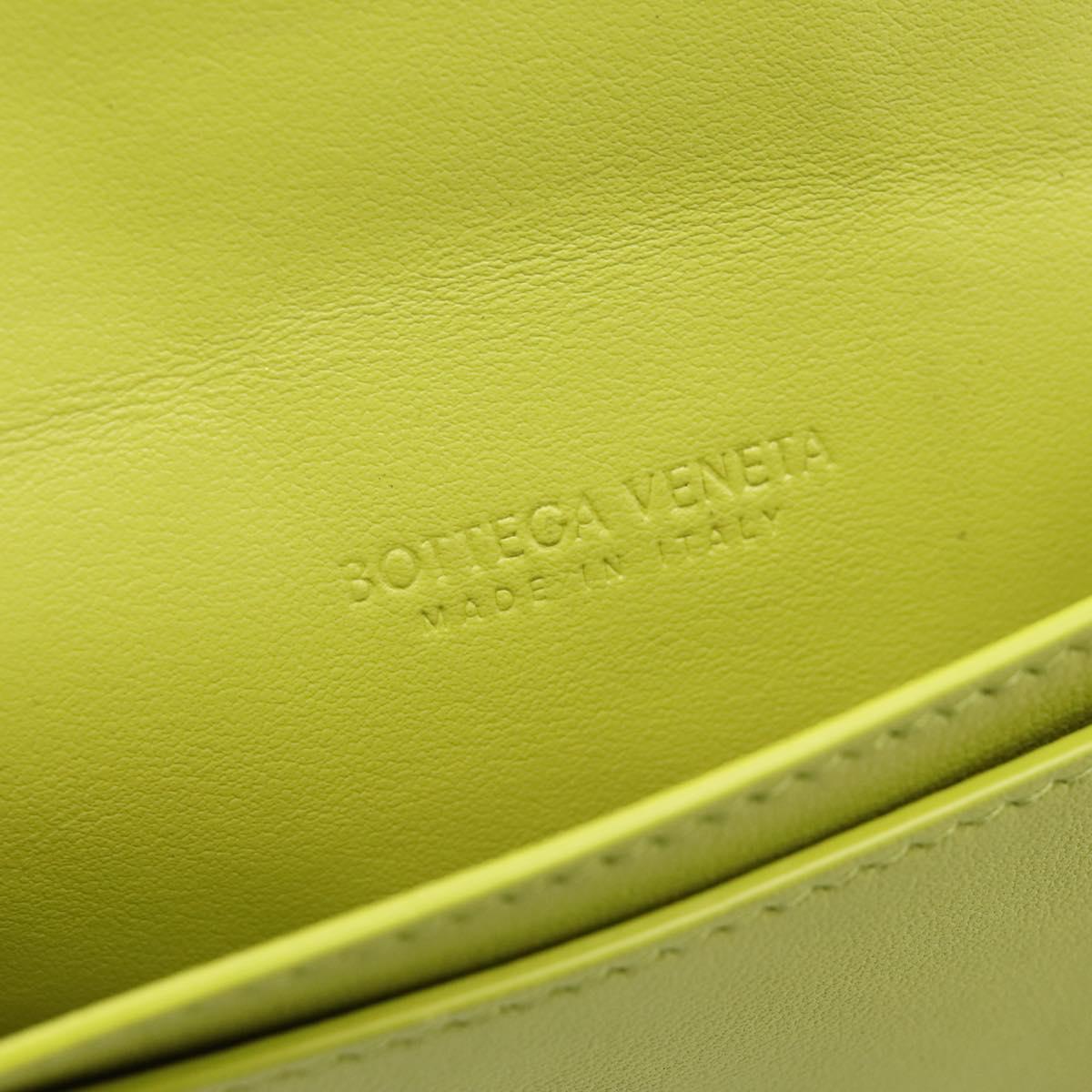 BOTTEGA VENETA Cassette Maxi INTRECCIATO Card Case Leather Green Auth 202712M
