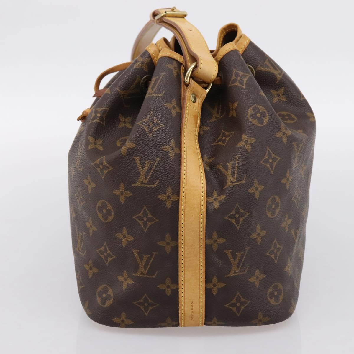 LOUIS VUITTON Monogram Petit Noe Shoulder Bag M42226 LV Auth 202849V