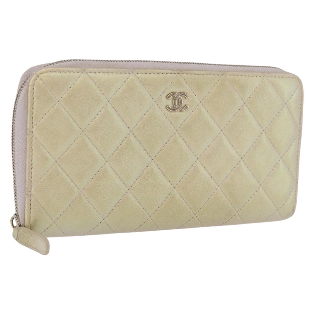 CHANEL Matelasse Long Wallet Lamb Skin Gold CC Auth 203081V