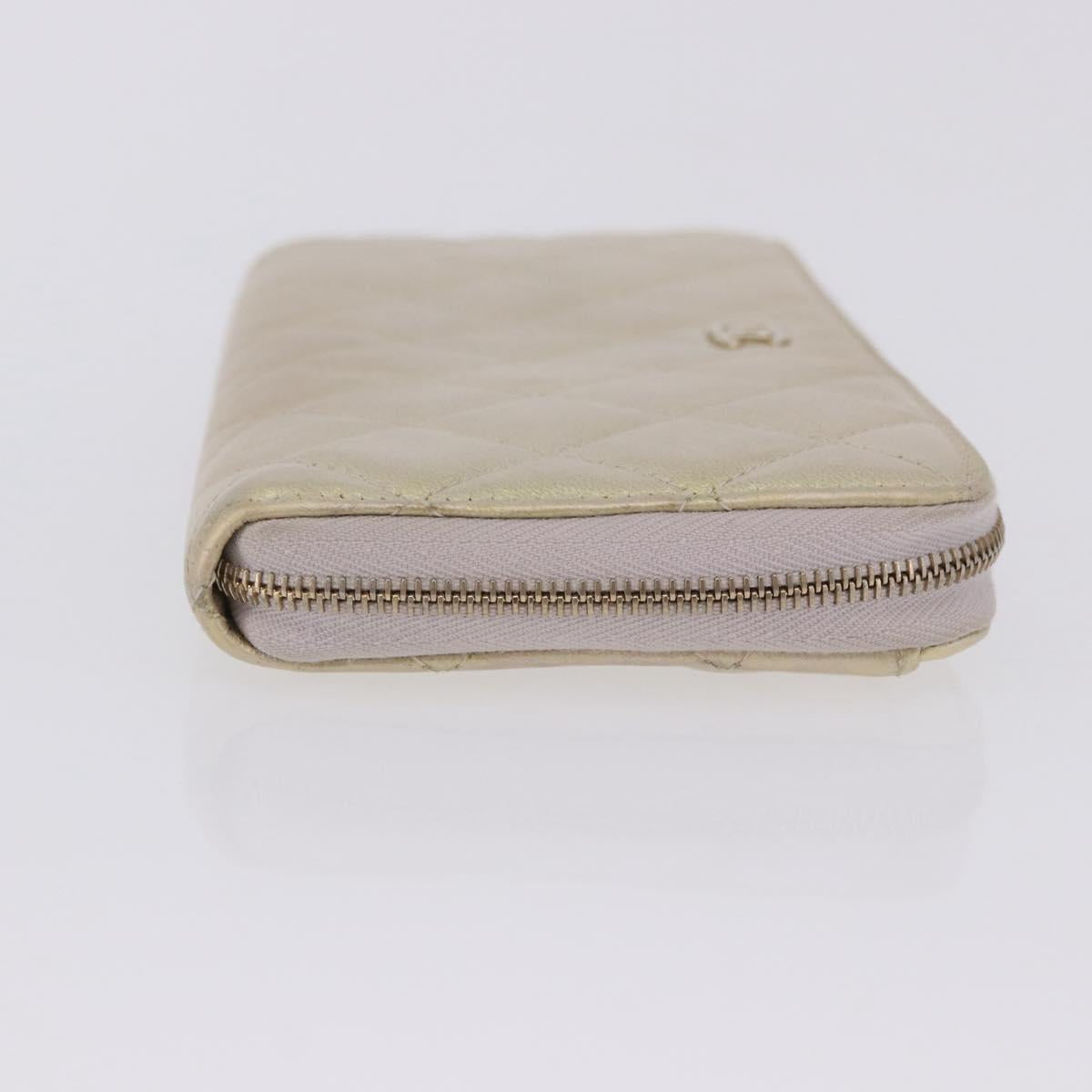 CHANEL Matelasse Long Wallet Lamb Skin Gold CC Auth 203081V