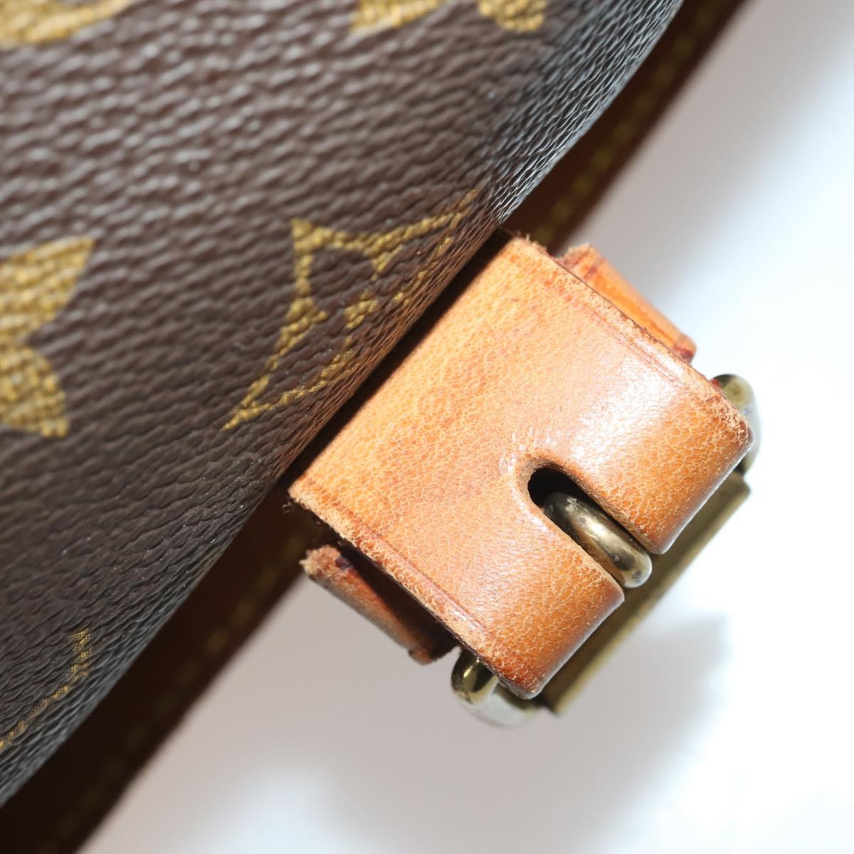 LOUIS VUITTON Monogram Saumur 35 Shoulder Bag M42254 LV Auth 203105