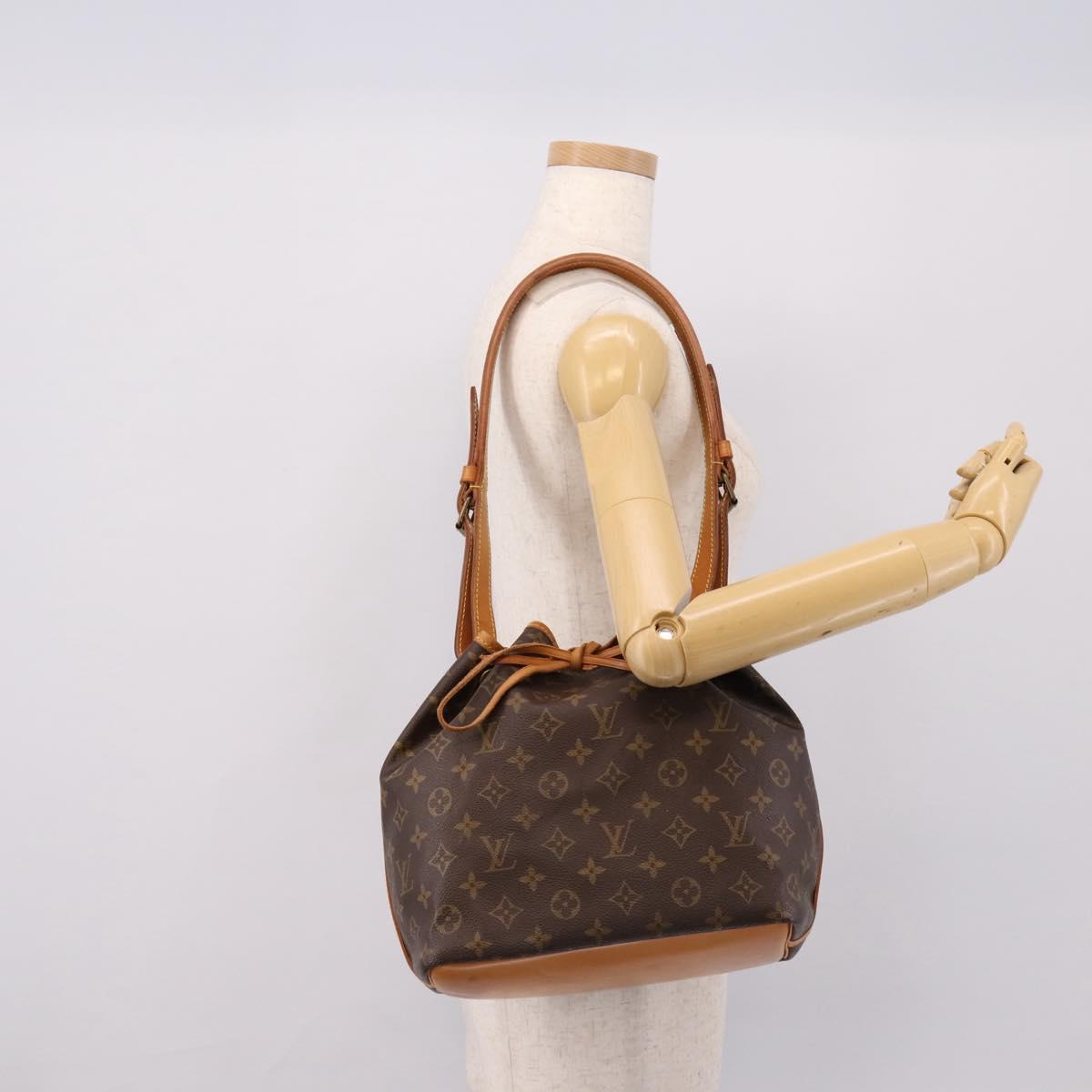 LOUIS VUITTON Monogram Petit Noe Shoulder Bag M42226 LV Auth 203191V