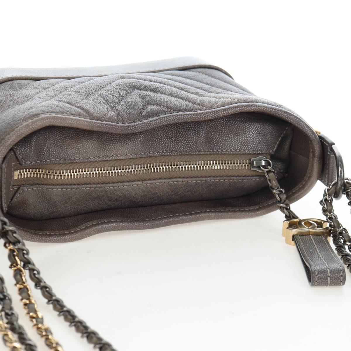 CHANEL Chain Gabriel De V Stitch Shoulder Bag Caviar Skin Gray CC Auth 203252V