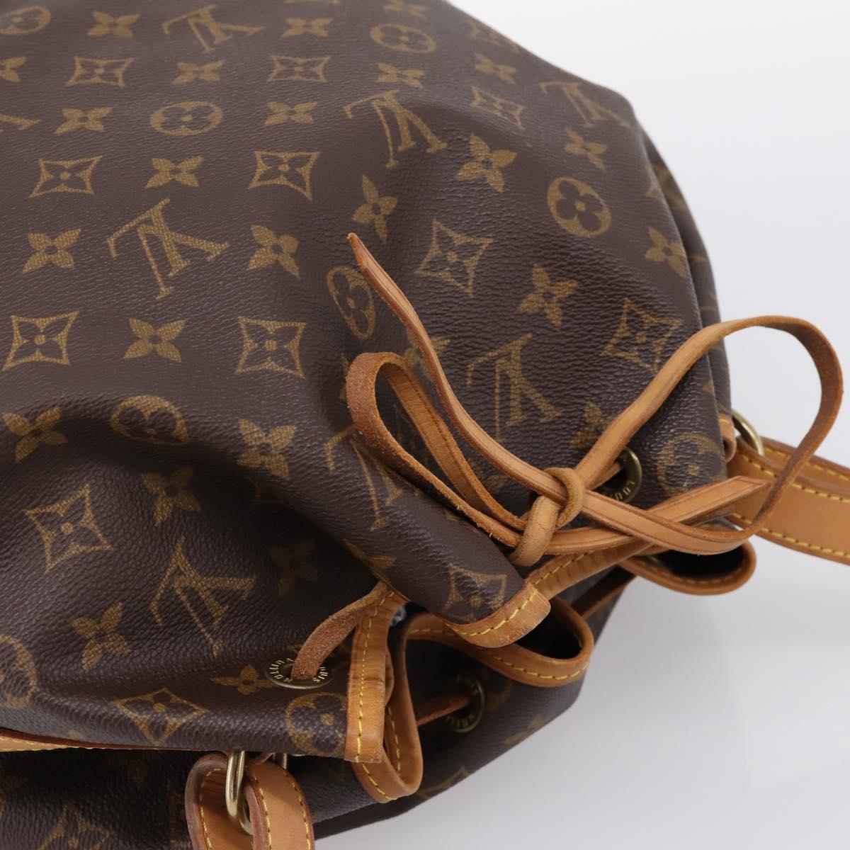 LOUIS VUITTON Monogram Noe Shoulder Bag M42224 LV Auth 203281A