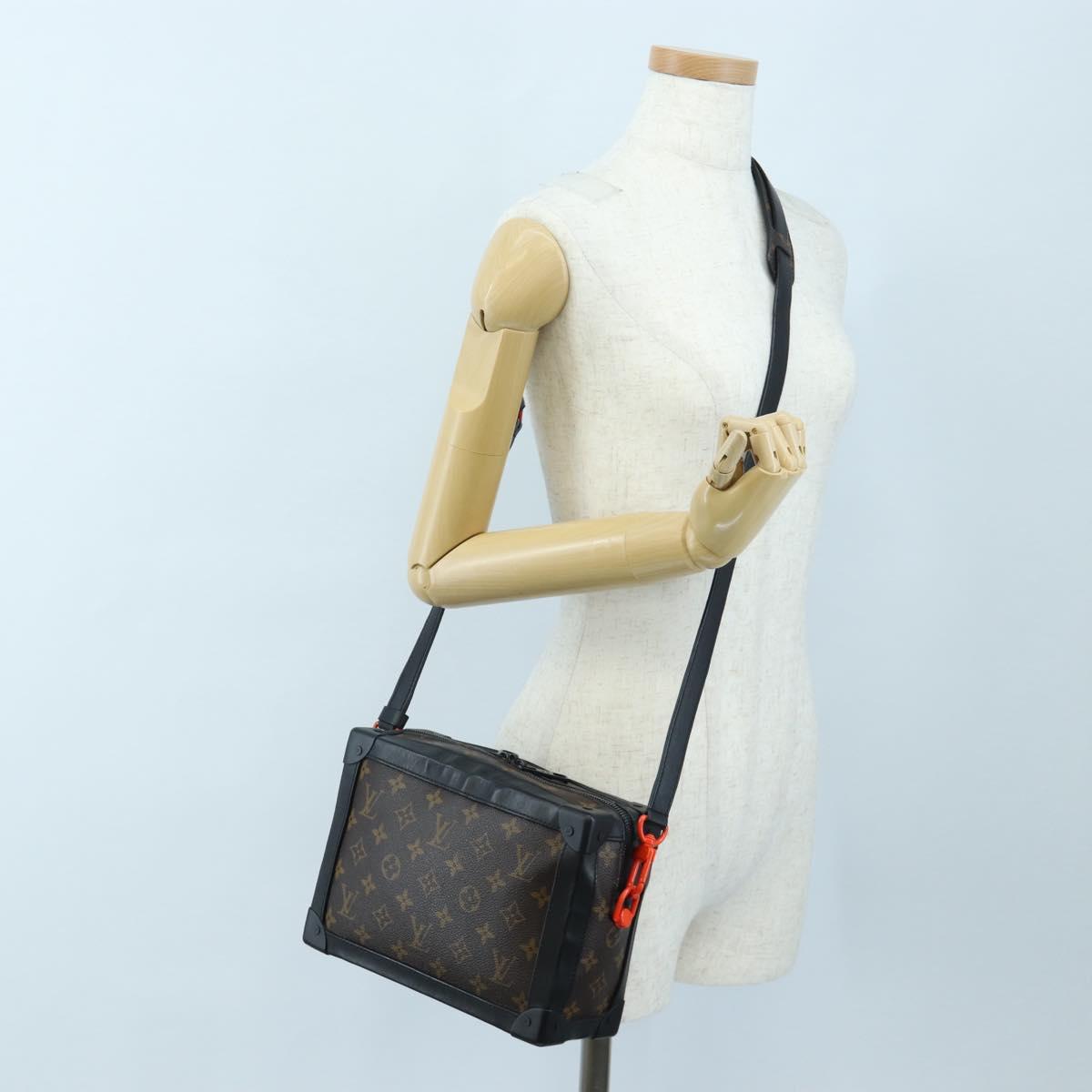 LOUIS VUITTON Solar Powered Ray Soft Trunk Shoulder Bag M44427 LV Auth 203303M