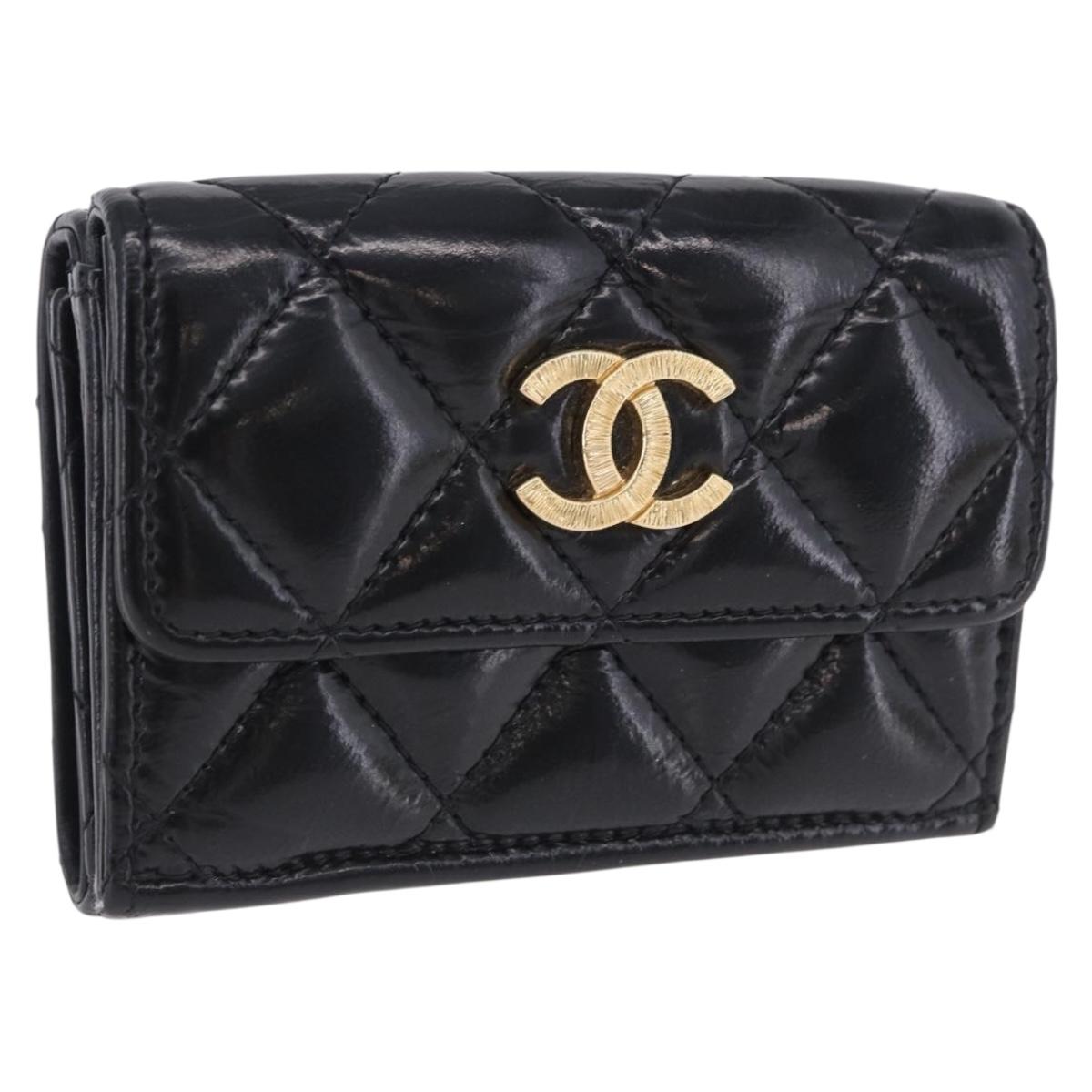 CHANEL Matelasse Compact Wallet Patent Leather Black Gold CC Auth 203711M