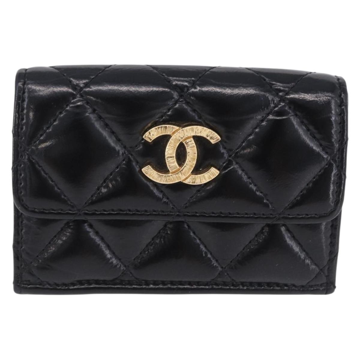 CHANEL Matelasse Compact Wallet Patent Leather Black Gold CC Auth 203711M