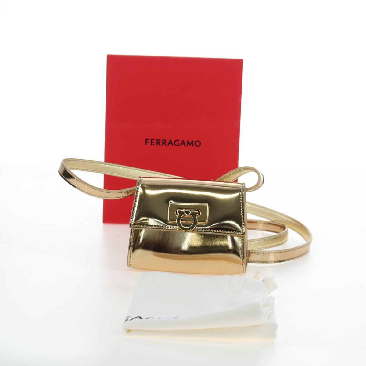 Salvatore Ferragamo Gancini Shoulder Bag Metallic leather Gold Auth 203812V