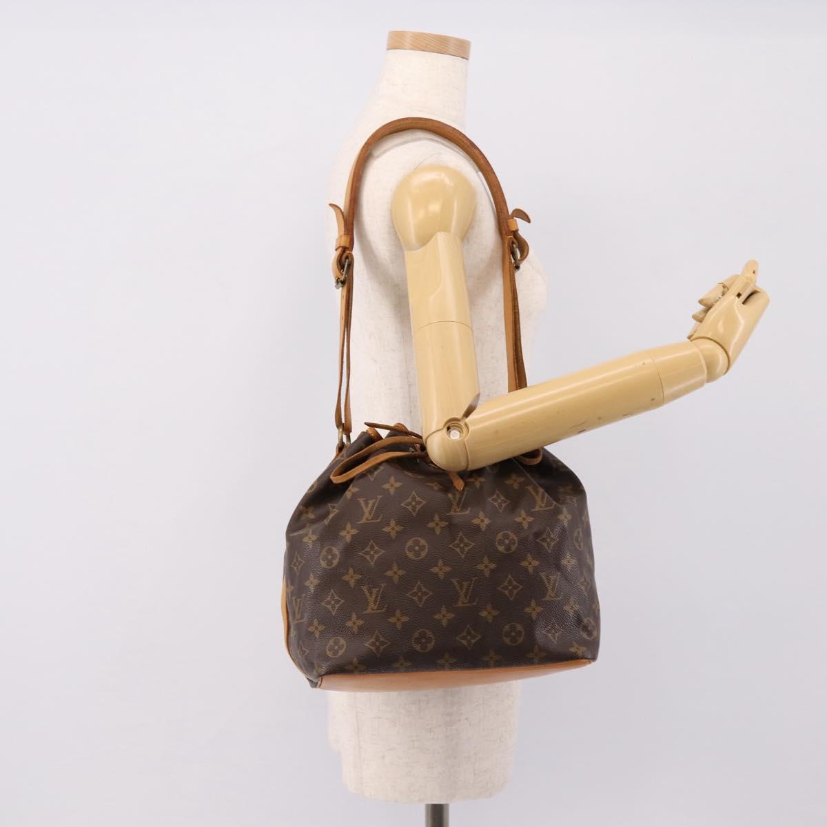 LOUIS VUITTON Monogram Petit Noe Shoulder Bag M42226 LV Auth 203907V