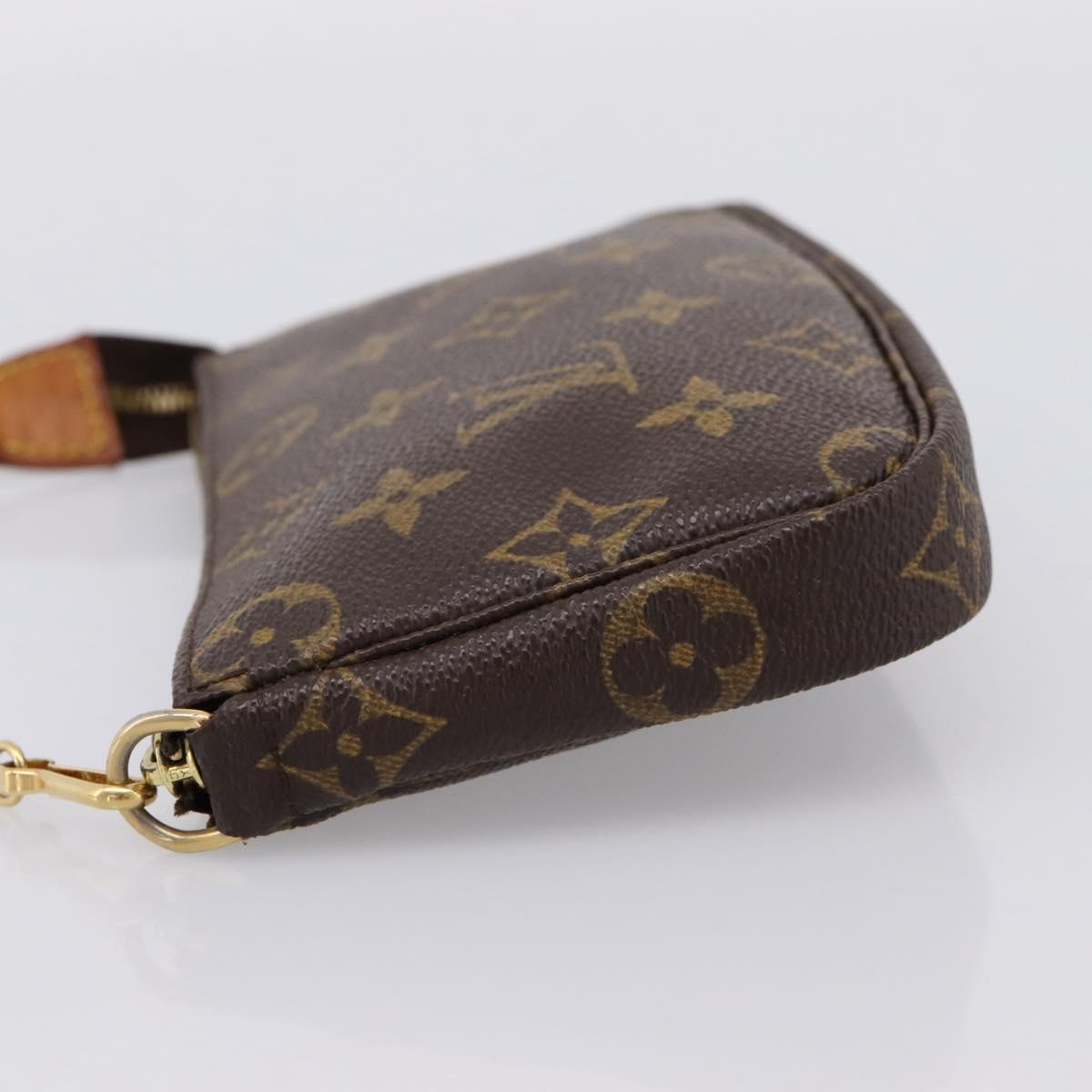 LOUIS VUITTON Monogram Mini Pochette Accessoires Pouch N41667 LV Auth 203908V