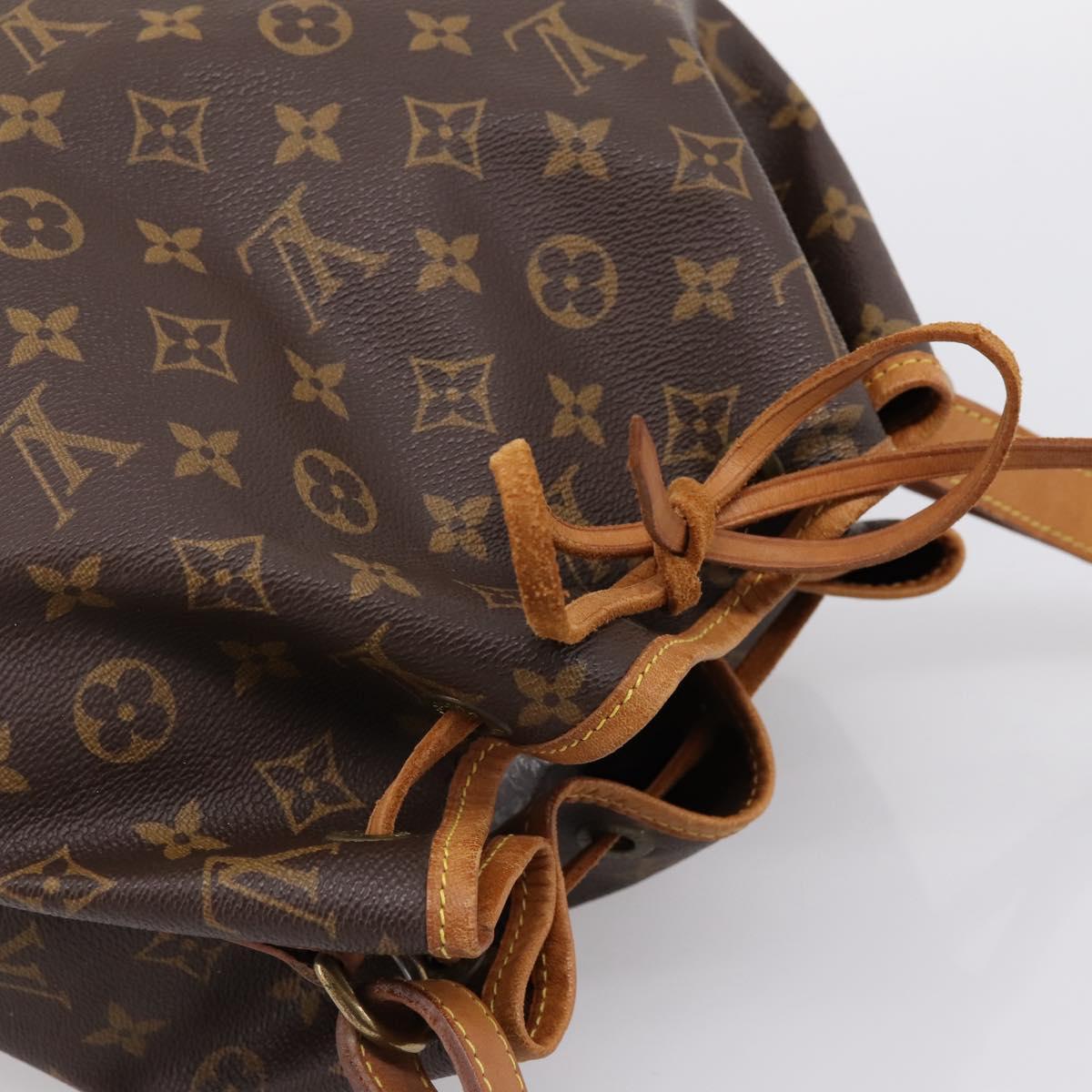LOUIS VUITTON Monogram Petit Noe Shoulder Bag M42226 LV Auth 204097V