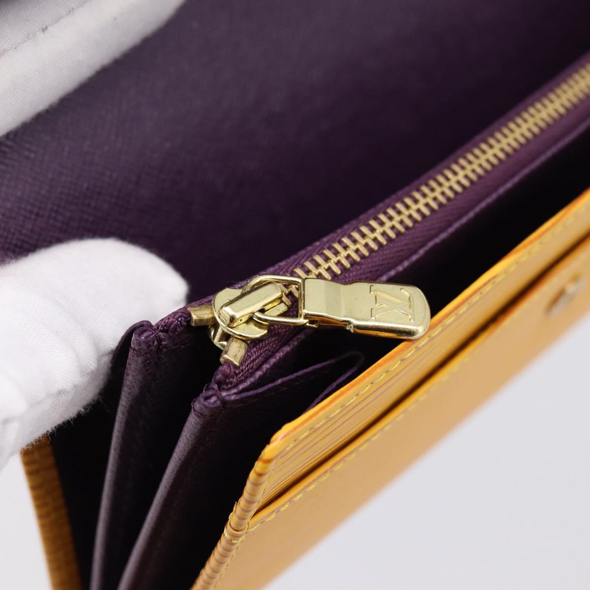 LOUIS VUITTON Epi Pochette Porte Monnaie Credit Wallet M63579 LV Auth 204118V