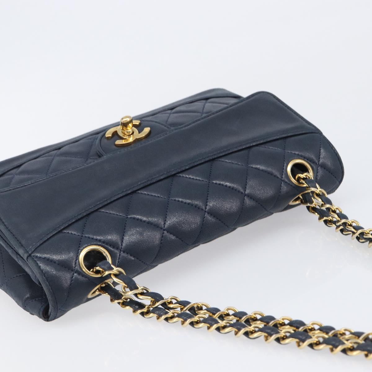 CHANEL Matelasse Chain Shoulder Bag Lamb Skin Navy Gold CC Auth 204122V