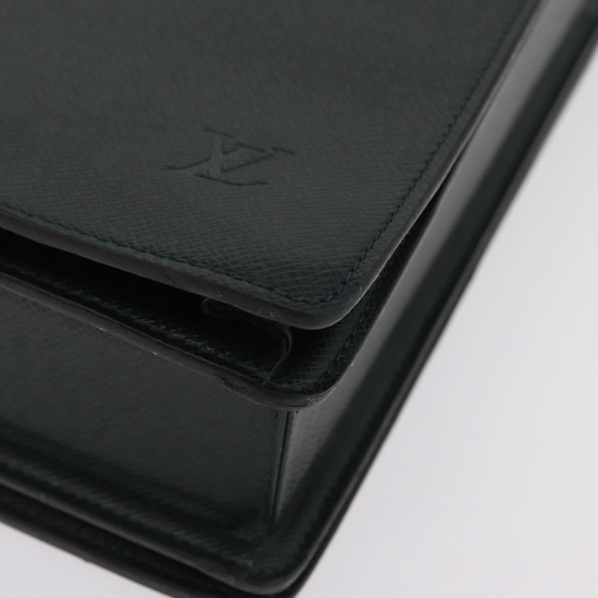 LOUIS VUITTON Taiga Pilot Case Ural Business Bag Epicea M30024 LV Auth 204312