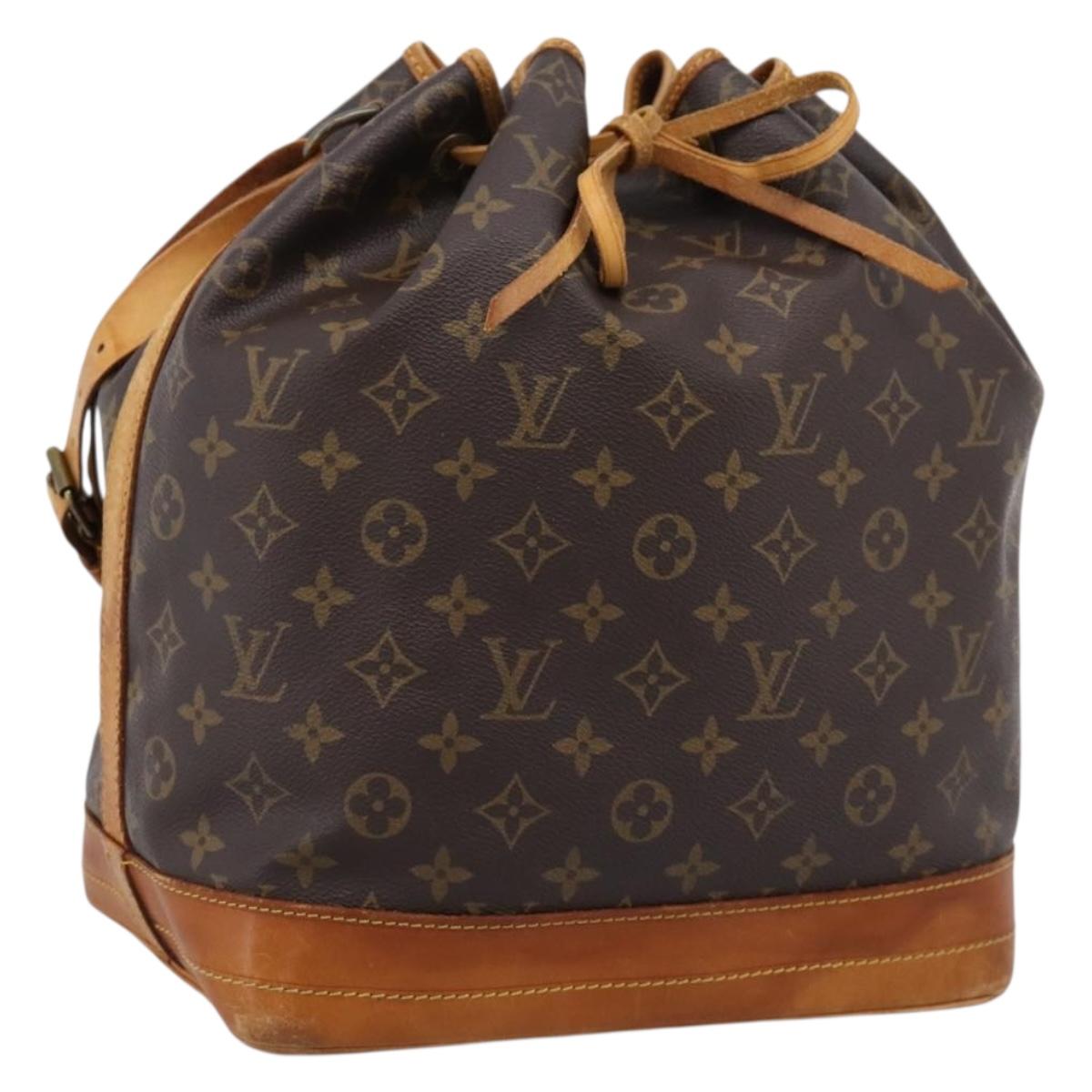 LOUIS VUITTON Monogram Noe Shoulder Bag M42224 LV Auth 204335