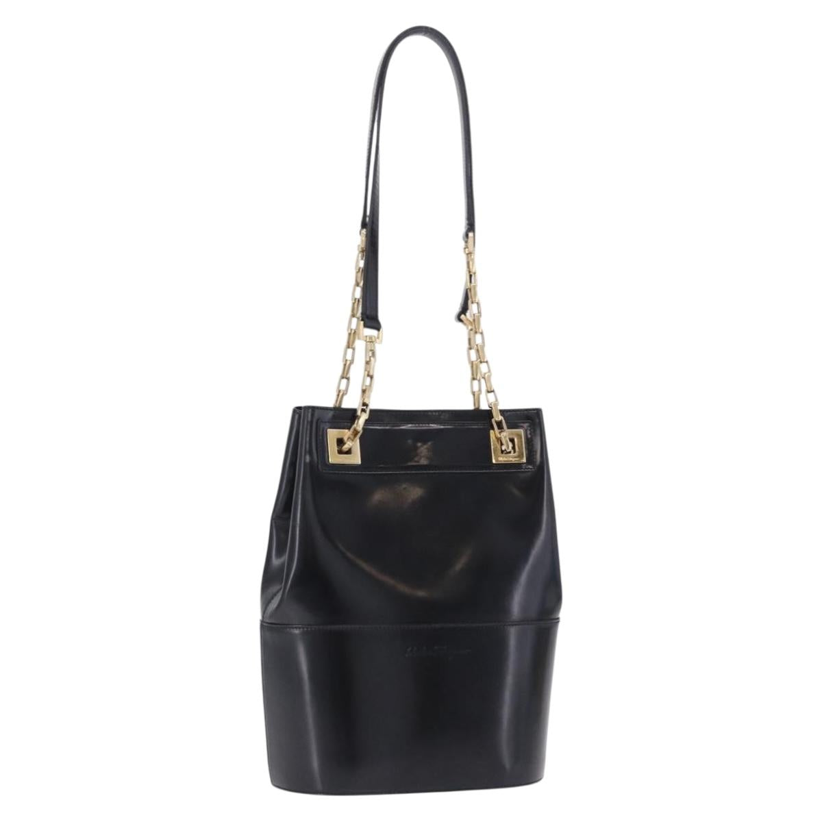 Salvatore Ferragamo Chain Shoulder Bag Patent leather Black Gold Auth 204336