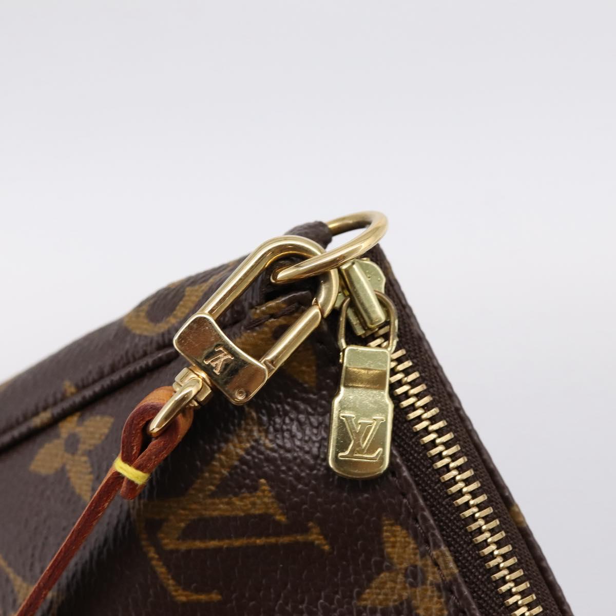 LOUIS VUITTON Monogram Pochette Accessoires Pouch M51980 LV Auth 204389V