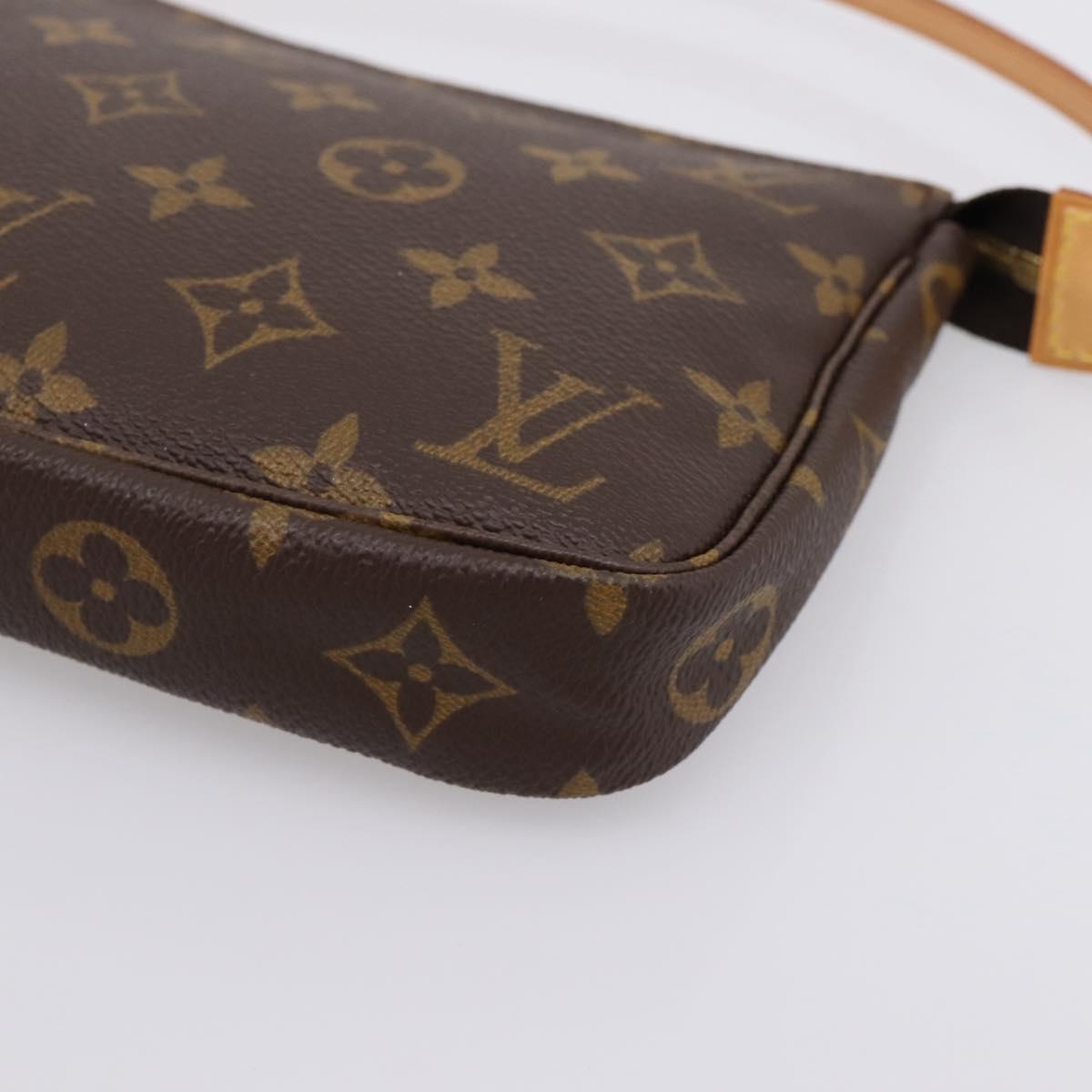 LOUIS VUITTON Monogram Pochette Accessoires Pouch M51980 LV Auth 204601V