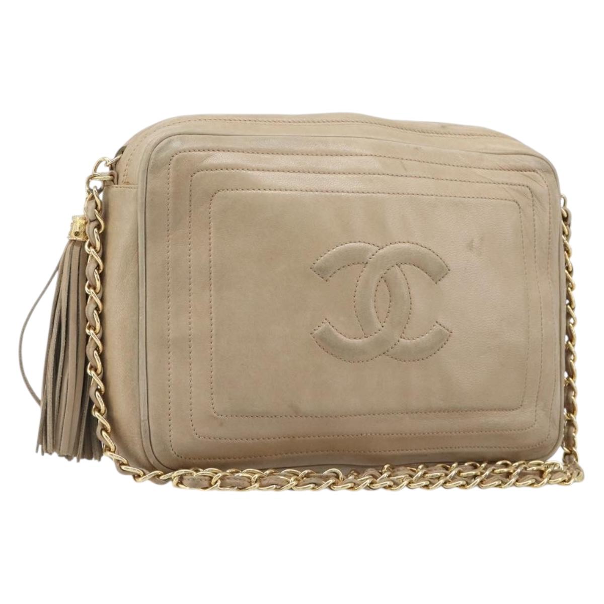 CHANEL Chain Shoulder Bag Leather Beige Gold Tone CC Auth 204639A