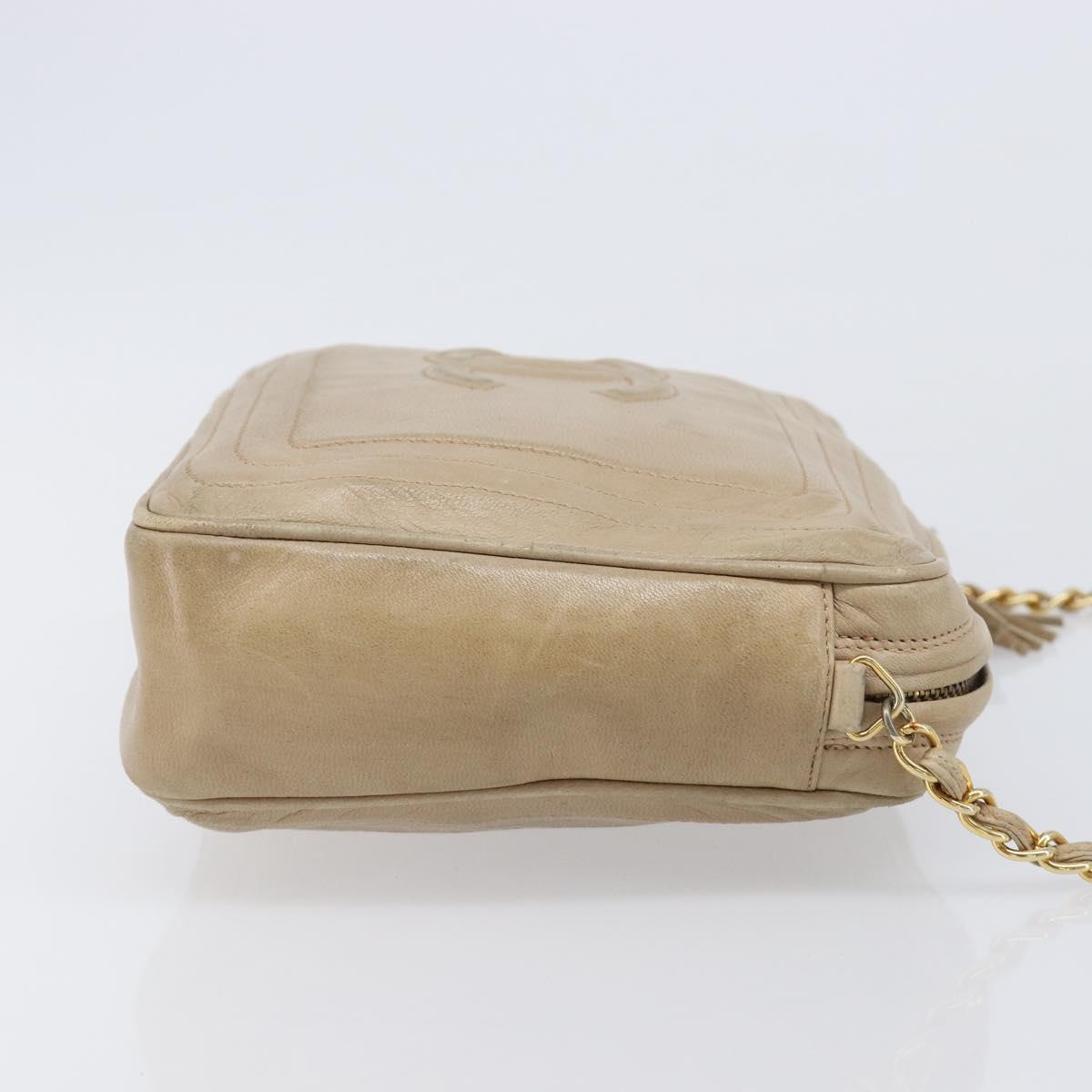 CHANEL Chain Shoulder Bag Leather Beige Gold Tone CC Auth 204639A