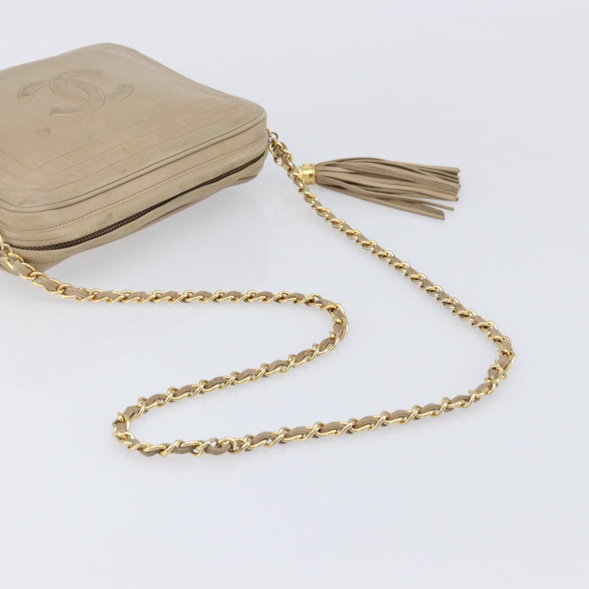 CHANEL Chain Shoulder Bag Leather Beige Gold Tone CC Auth 204639A
