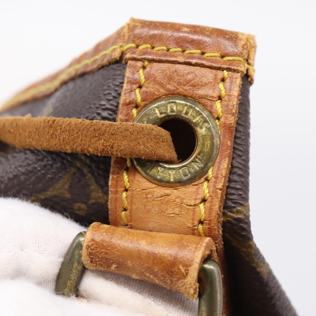 LOUIS VUITTON Monogram Petit Noe Shoulder Bag M42226 LV Auth 204653