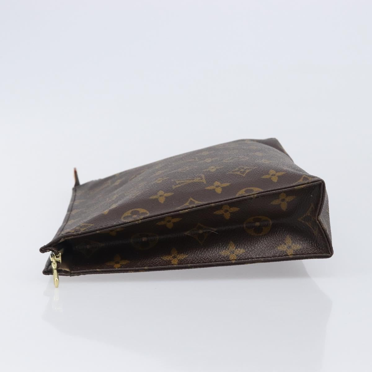 LOUIS VUITTON Monogram Poche Toilette 26 Pouch M47542 LV Auth 204665
