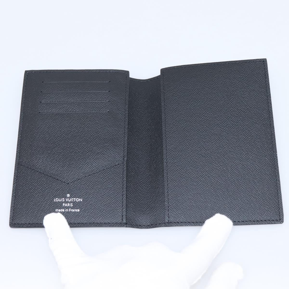 LOUIS VUITTON Monogram Eclipse Couverture Passpole NM Case M64501 Auth 204763V