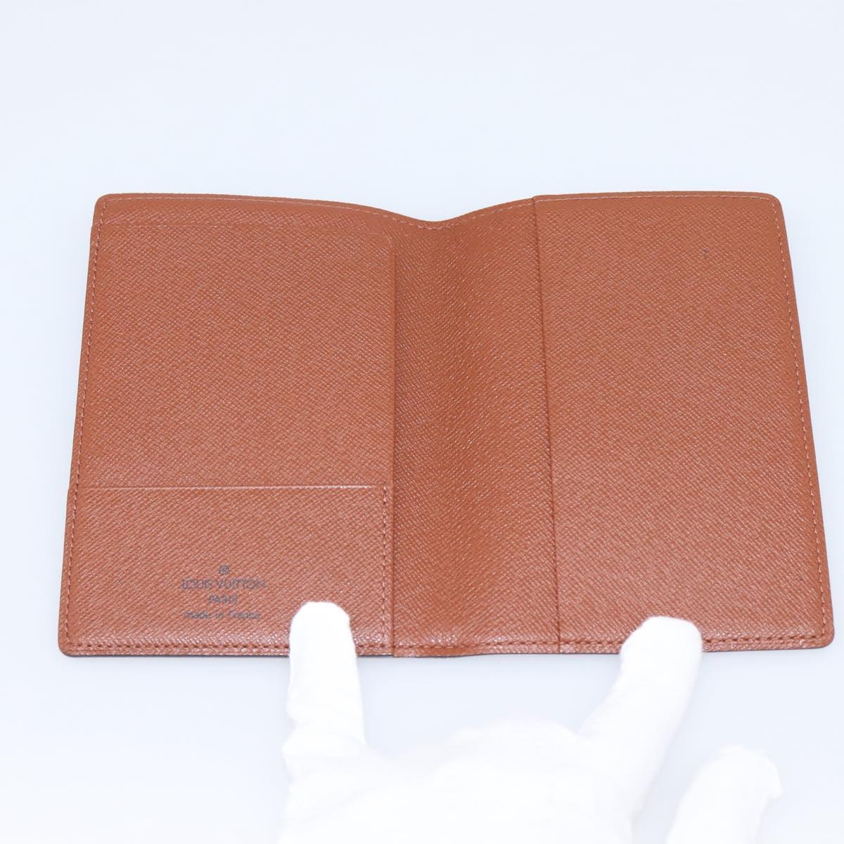 LOUIS VUITTON Monogram Couverture passport Passport Case M64502 LV Auth 204804V