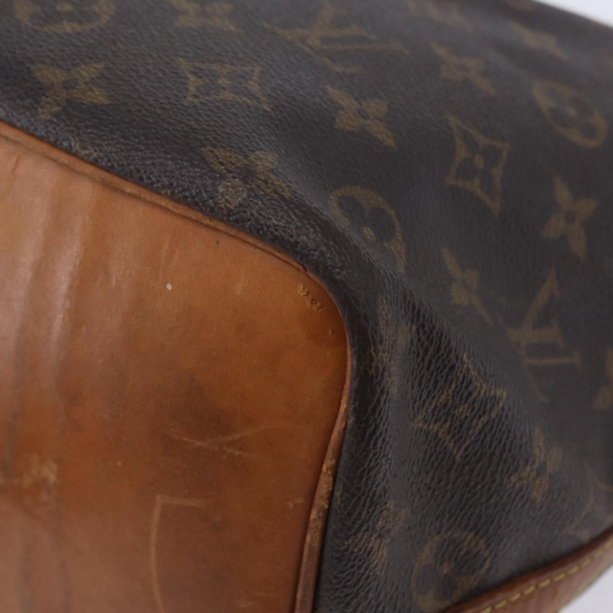 LOUIS VUITTON Monogram Petit Noe Shoulder Bag M42226 LV Auth 204810