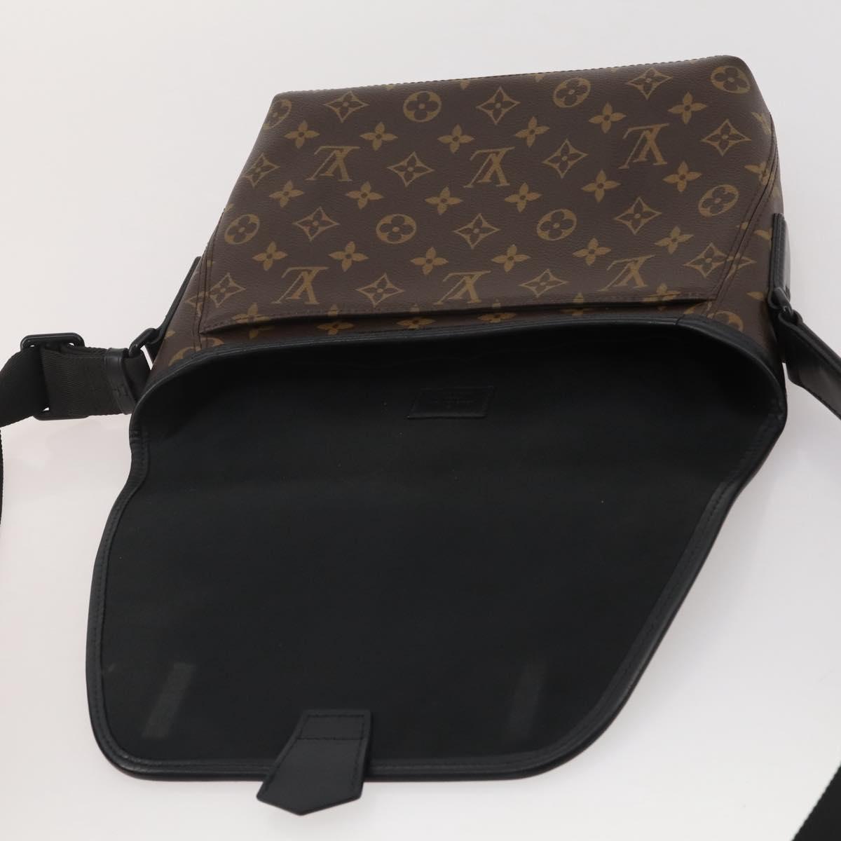 LOUIS VUITTON Monogram Macassar Magnetic Messenger Bag M45557 LV Auth 204827V