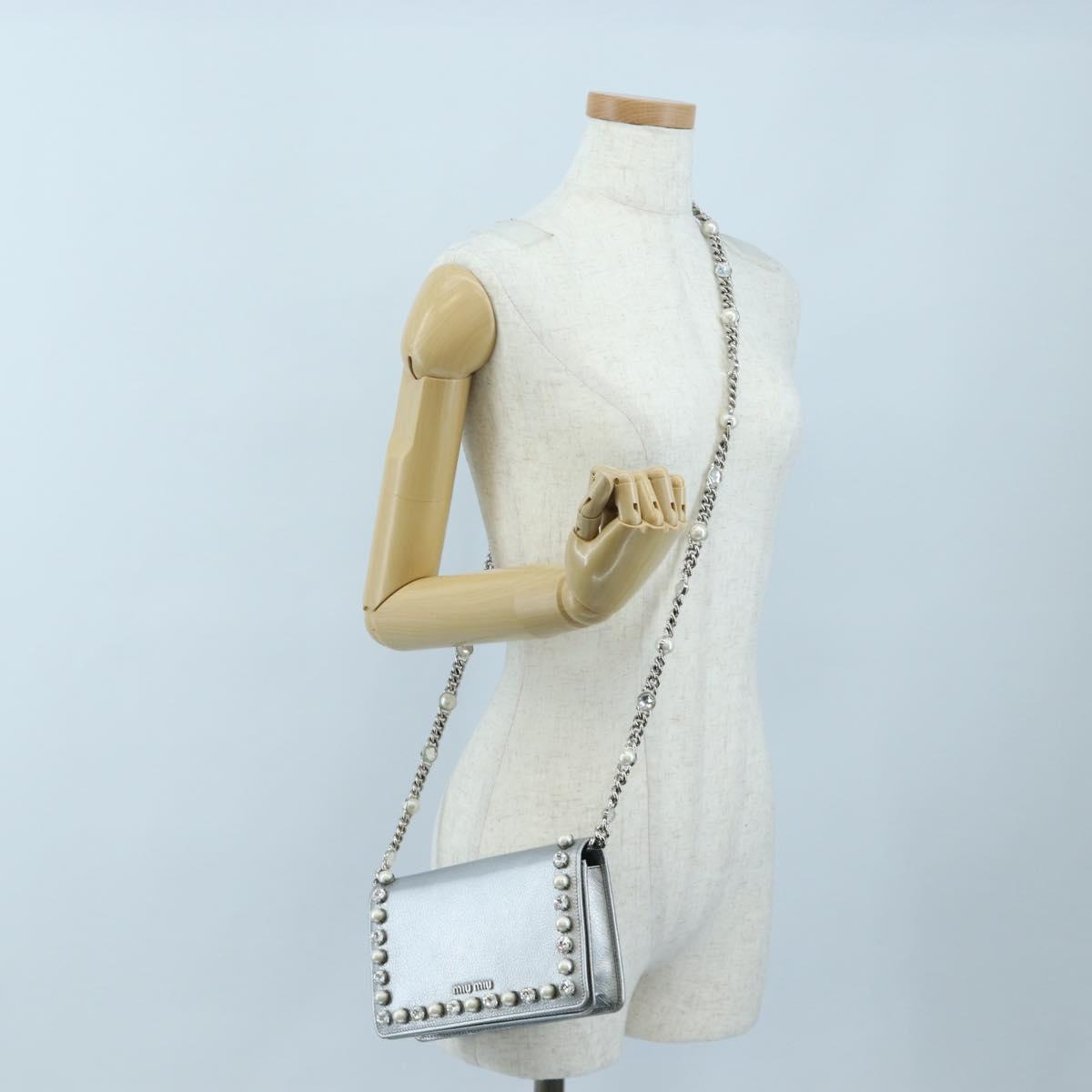 Miu Miu Chain Shoulder Bag Leather Silver Auth 204916M