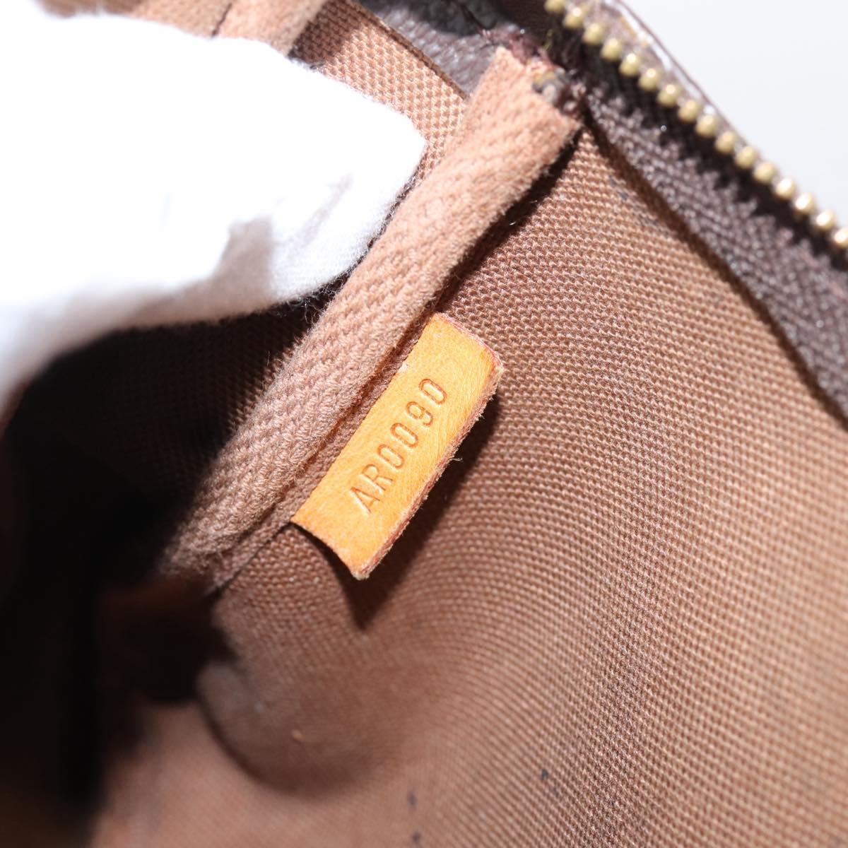 LOUIS VUITTON Monogram Pochette Accessoires Pouch M51980 LV Auth 205132