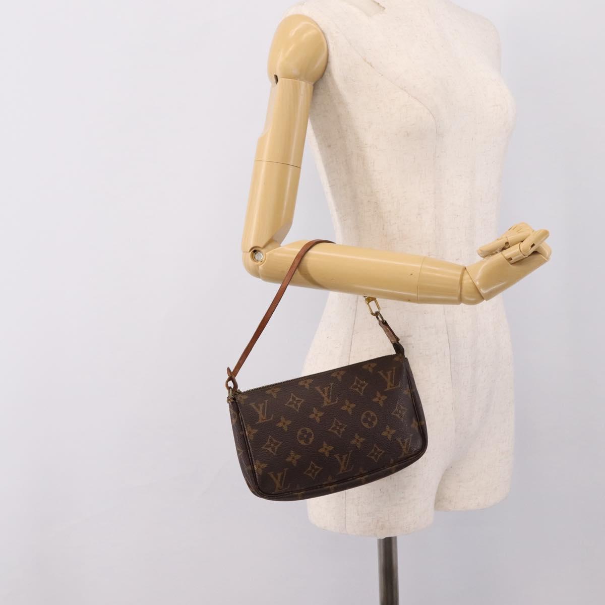 LOUIS VUITTON Monogram Pochette Accessoires Pouch M51980 LV Auth 205132