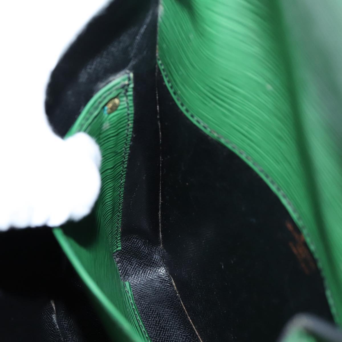 LOUIS VUITTON Epi Cartouchiere MM Shoulder Bag Green M52244 LV Auth 205149V