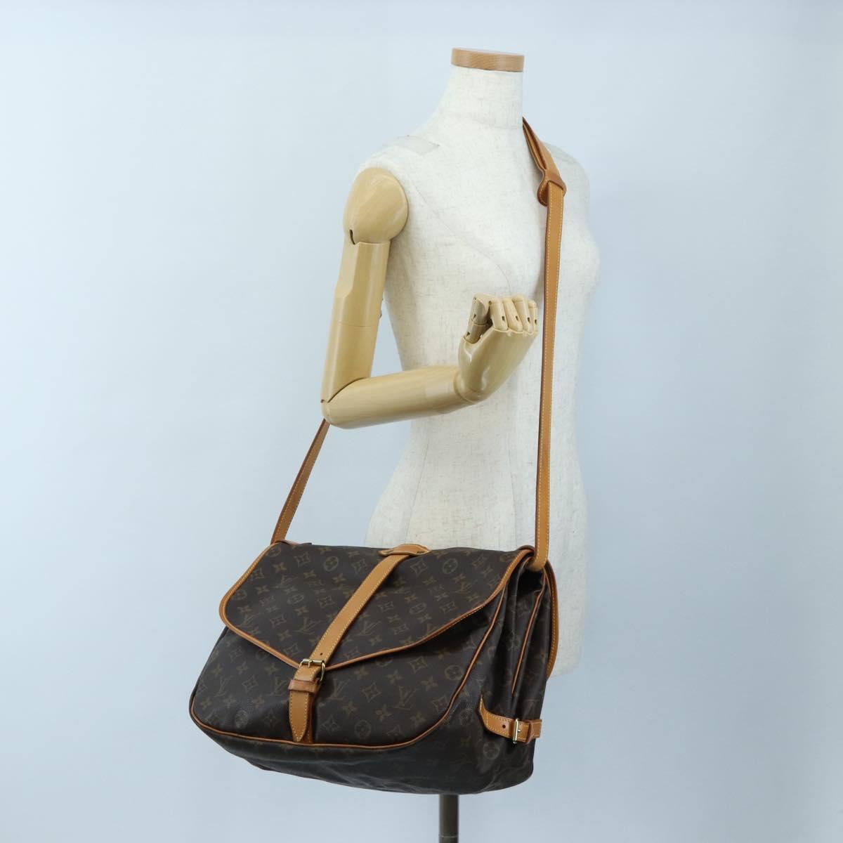 LOUIS VUITTON Monogram Saumur 35 Shoulder Bag M42254 LV Auth 205365V