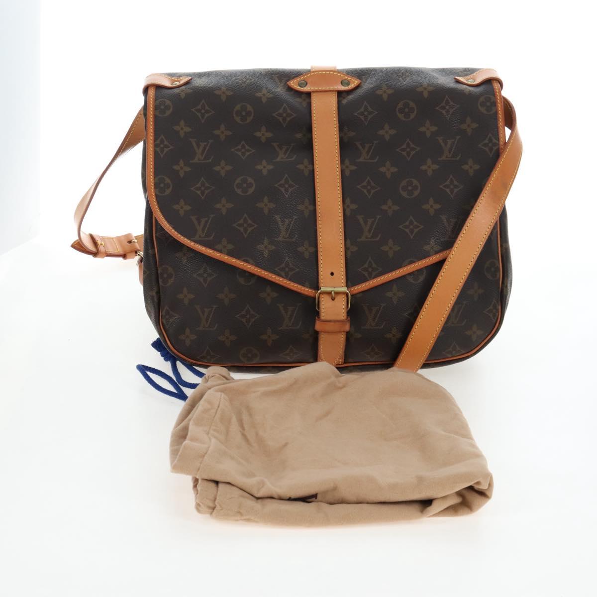 LOUIS VUITTON Monogram Saumur 35 Shoulder Bag M42254 LV Auth 205365V
