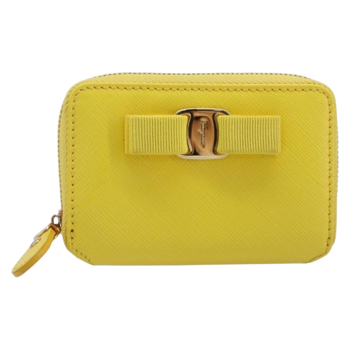 Salvatore Ferragamo Coin Purse Leather Yellow Gold Auth 205418A