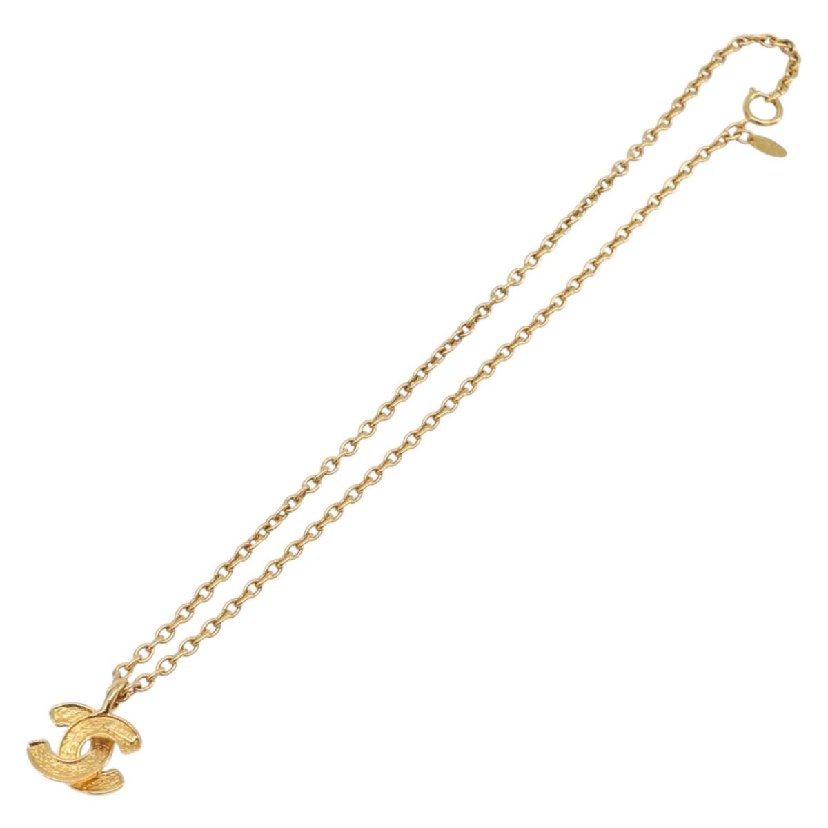 CHANEL Necklace metal Gold CC Auth 205470M