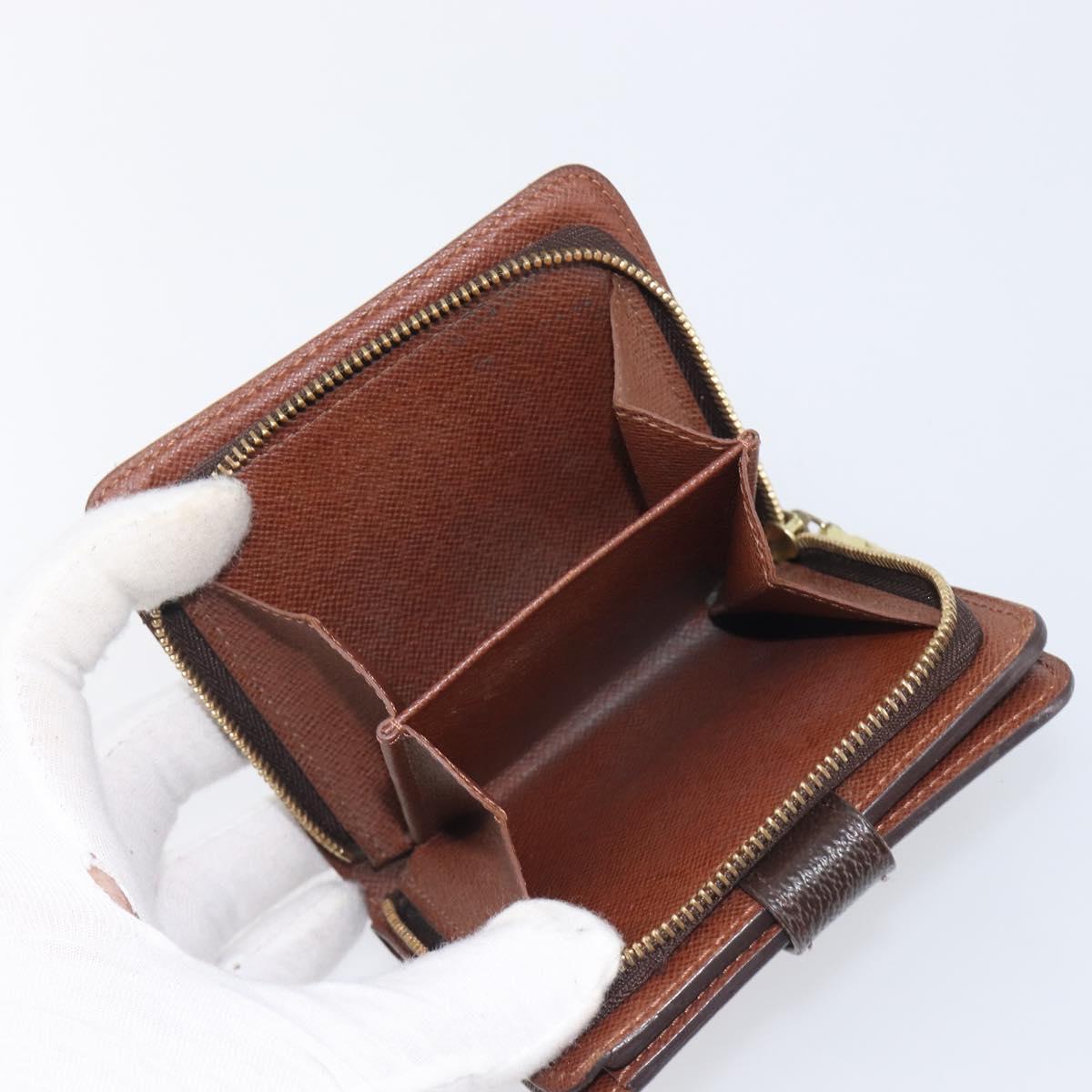 LOUIS VUITTON Monogram Compact zip Wallet M61667 LV Auth 205519A