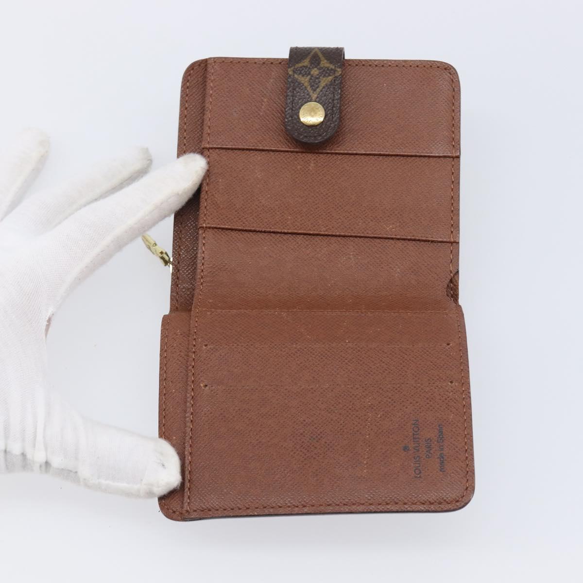 LOUIS VUITTON Monogram Compact zip Wallet M61667 LV Auth 205541V