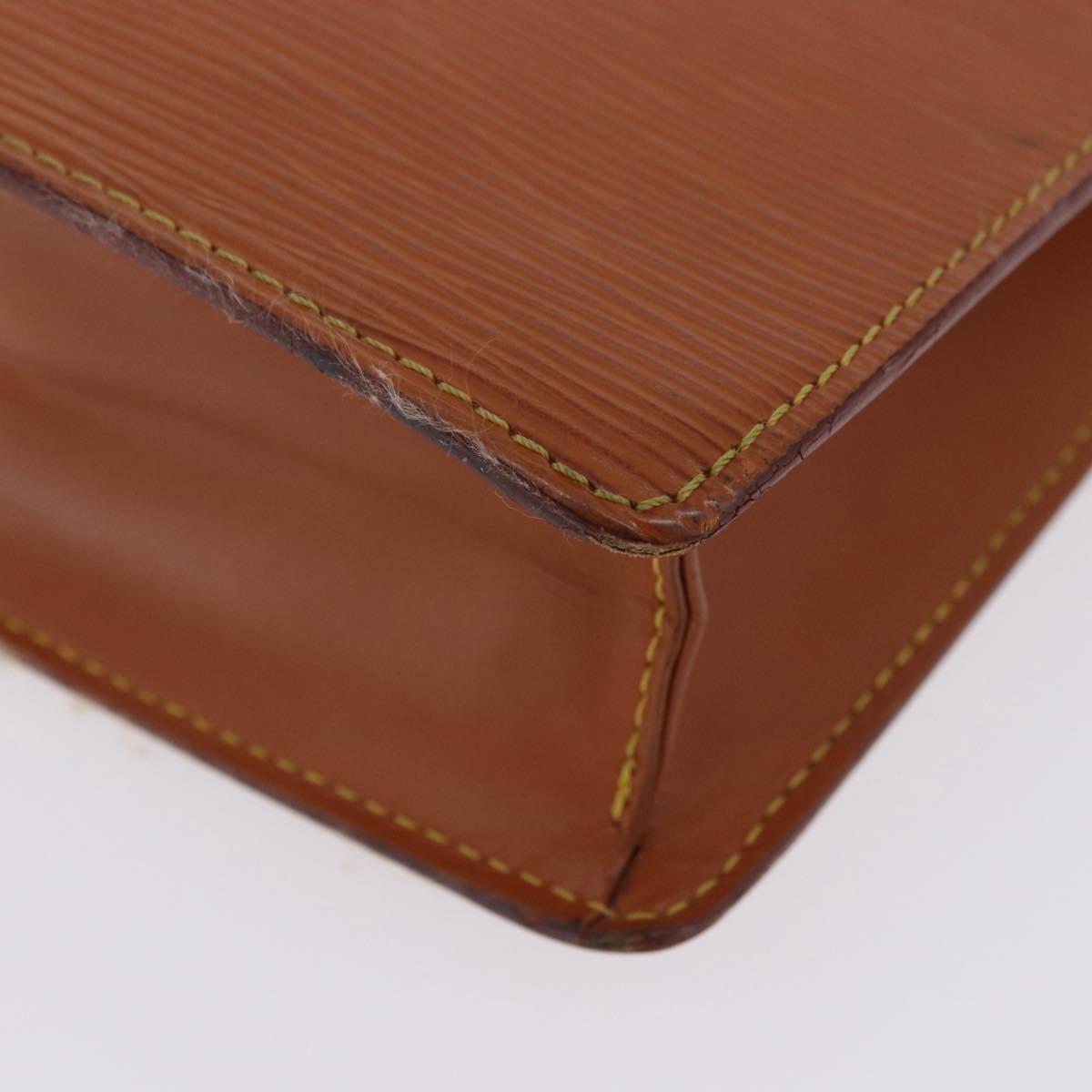 LOUIS VUITTON Epi Pochette Homme Clutch Bag Zipangu Gold M52528 LV Auth 205841