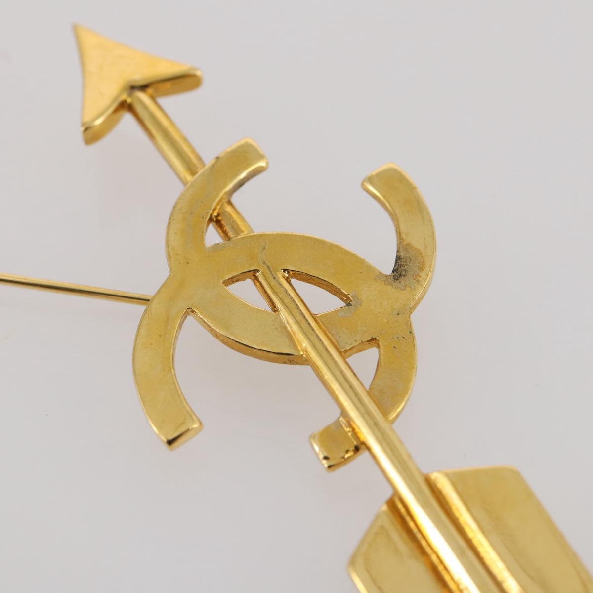 CHANEL COCO Mark Brooch Metal Gold Tone CC Auth 205891M
