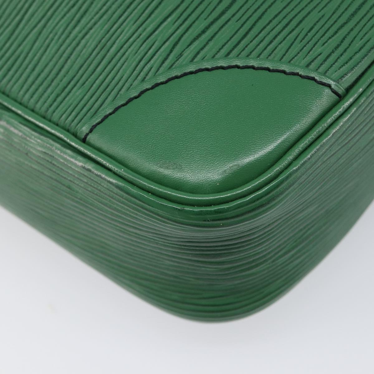 LOUIS VUITTON Epi Danube Shoulder Bag Green M45634 LV Auth 205909A