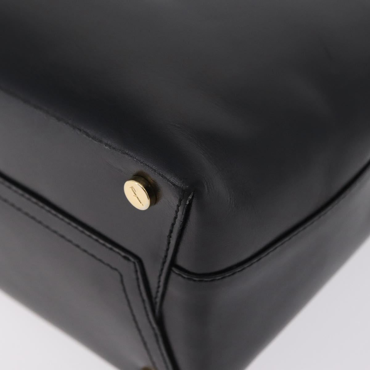 Salvatore Ferragamo Vala Shoulder Bag Leather Black Gold Auth 206057A