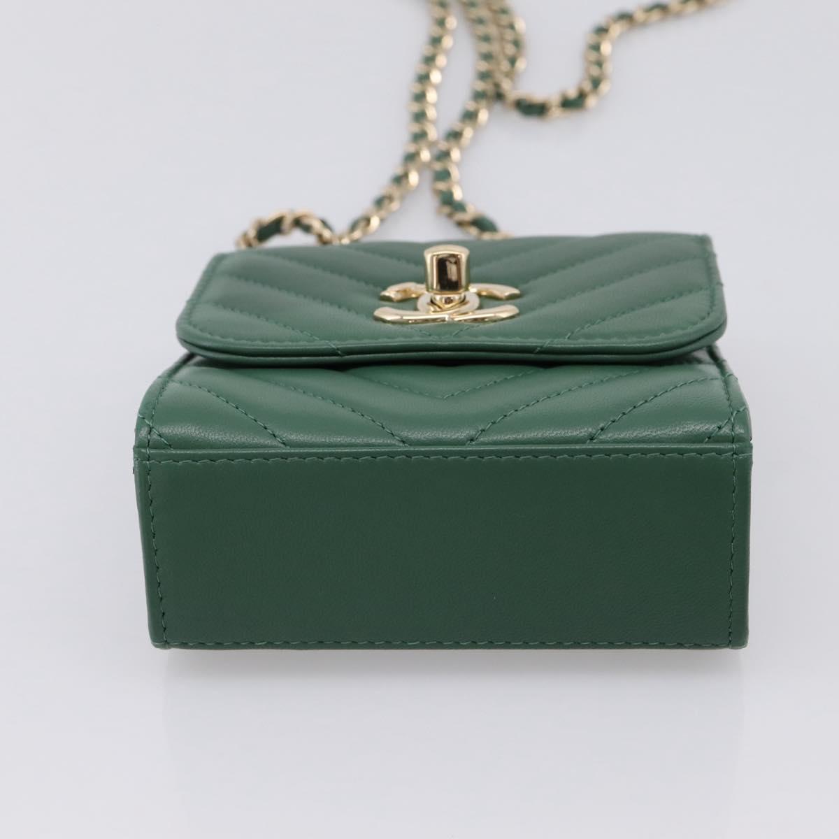 CHANEL V Stitch Chain Shoulder Bag Lamb Skin Green Gold CC Auth 206308SAM
